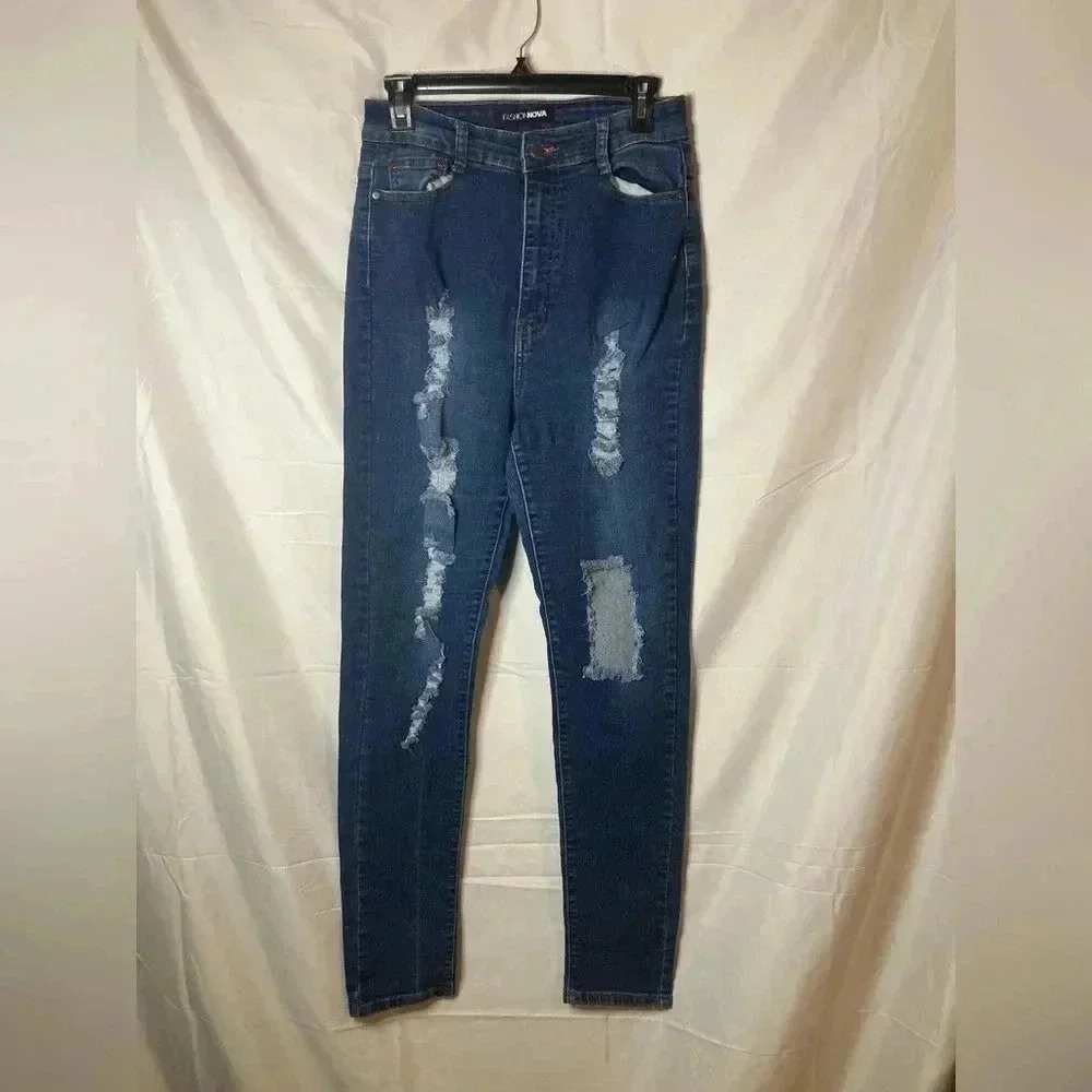 Fashion Nova jeans‎